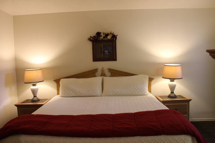 Room 5 of 48