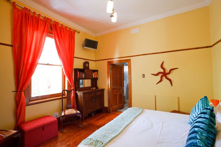 Room 6 of 55