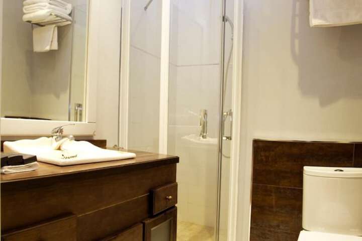 Room 18 of 36