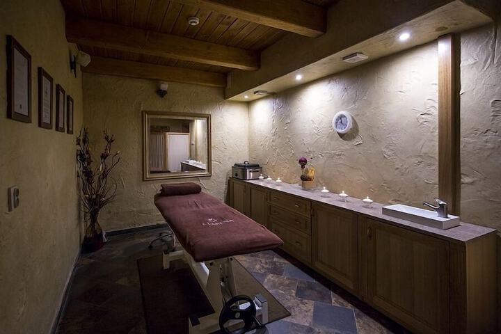 Spa 56 of 83