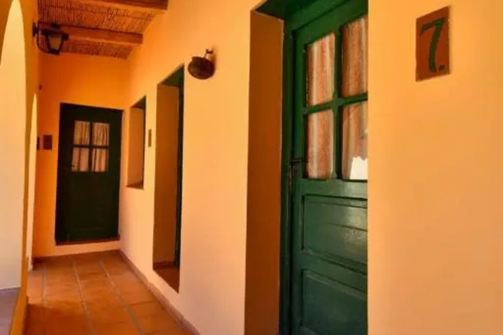 Room 8 of 15