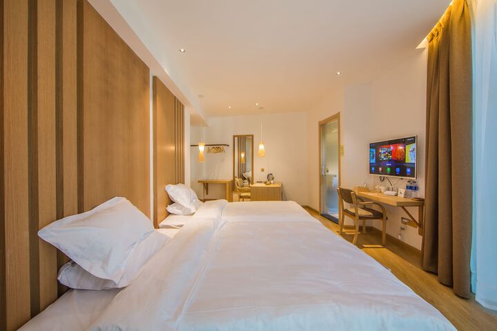 Room 14 of 149