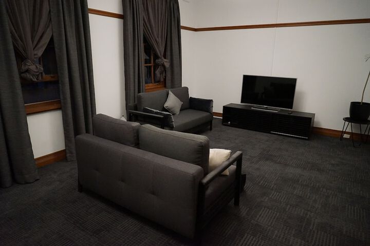 Room 14 of 36