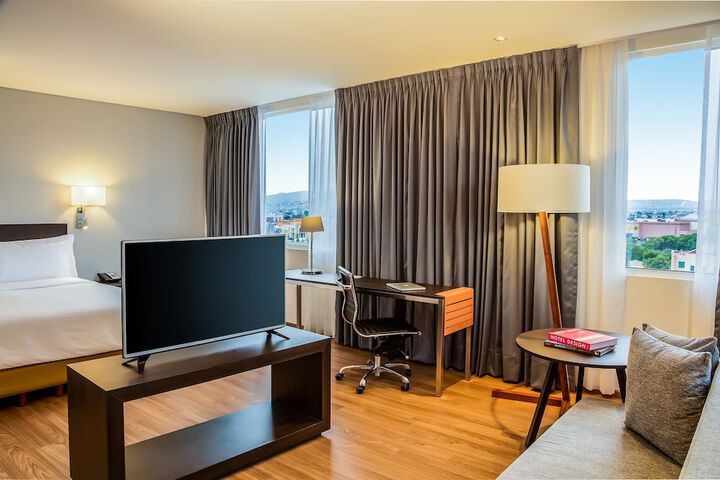Room 7 of 43