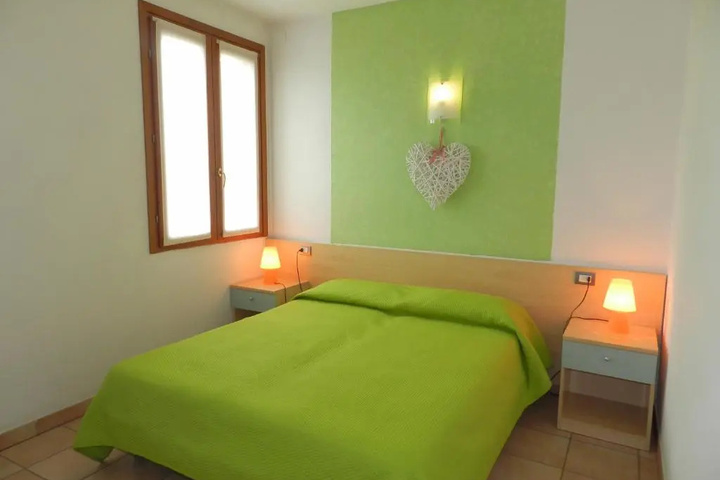 Room 3 of 15