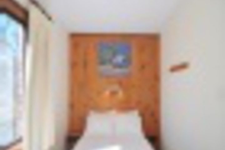 Room 600 of 693