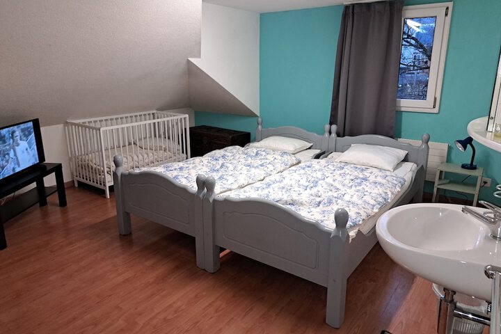 Room 19 of 41
