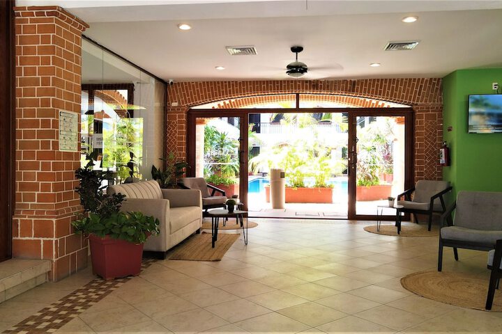 Hotel Interior 5 of 120