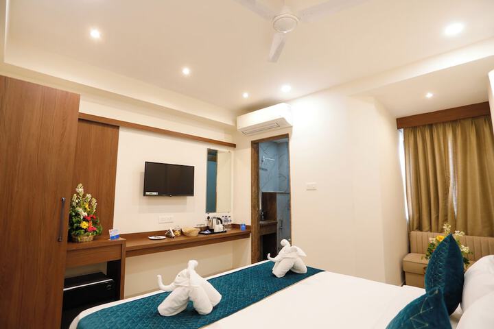 Room 52 of 121