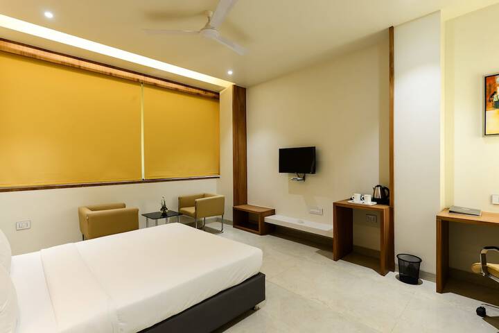 Room 42 of 85