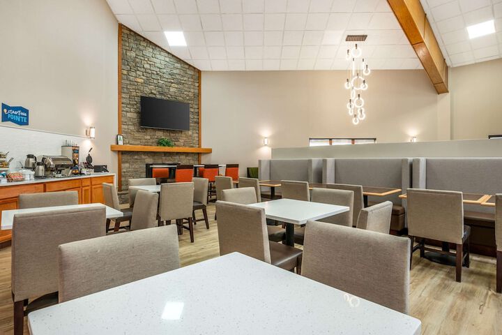 Breakfast area