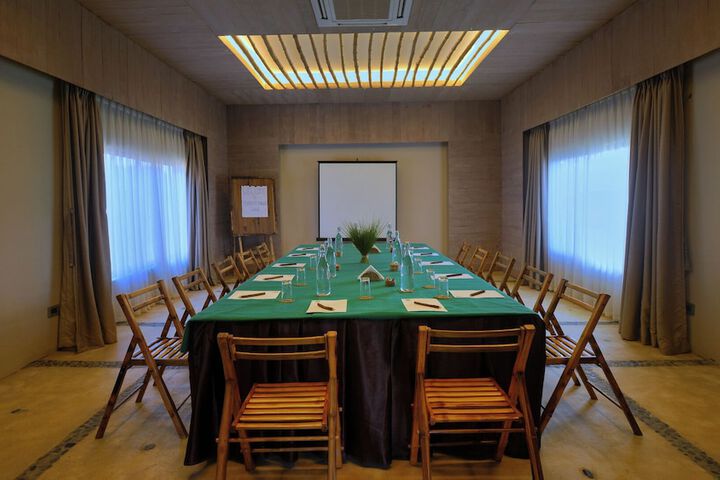 Ballroom/Hall 42 of 57