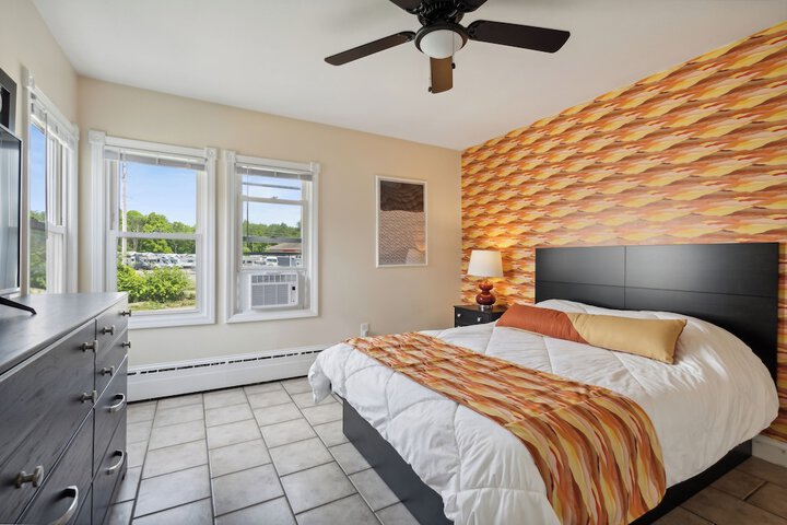 Room 18 of 53