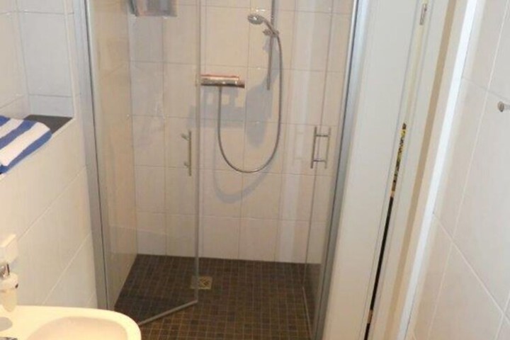 Room 7 of 22