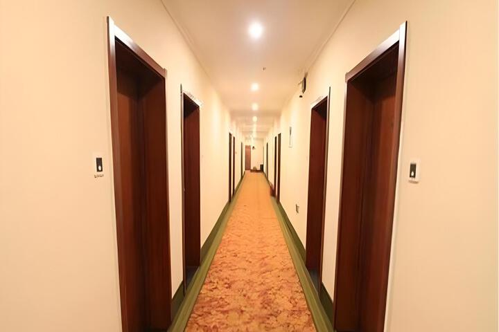 General 4 of 22