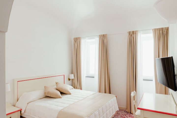 Room 21 of 50