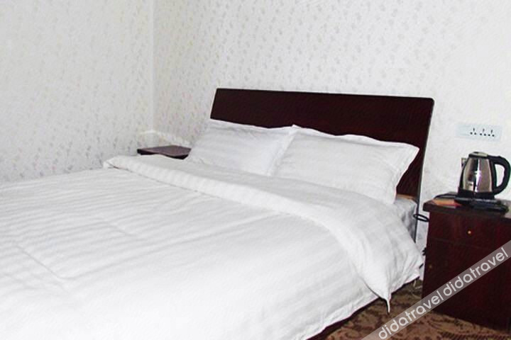 Longxiang Hotel
