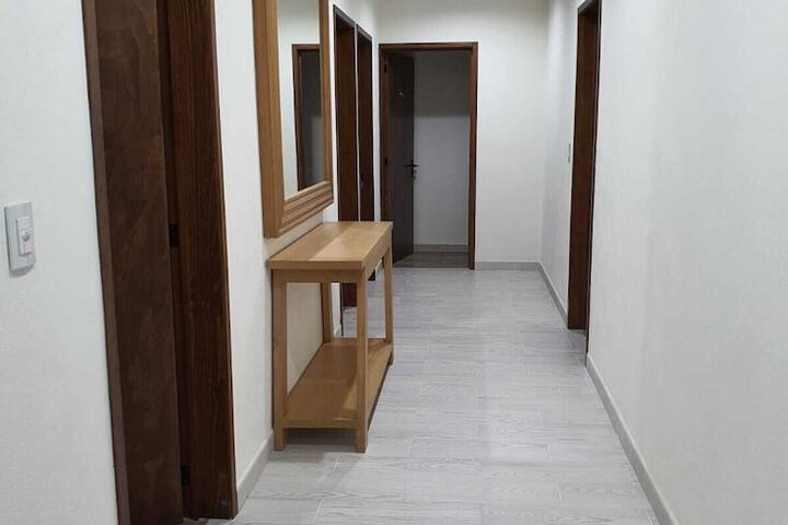 Ballroom/Hall 78 of 96