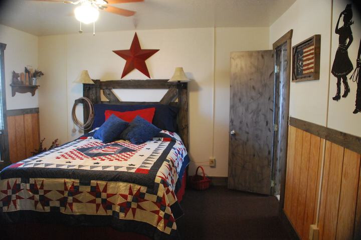 Room 30 of 128