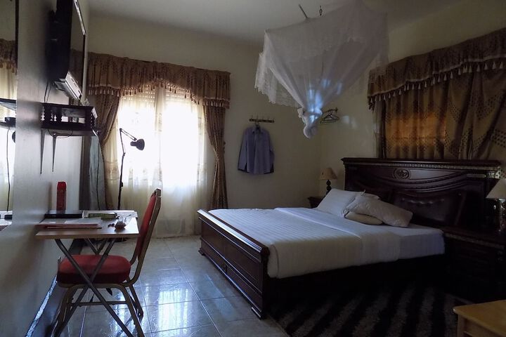 Room 9 of 55