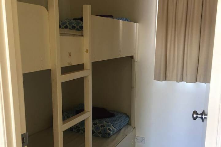 Room 43 of 80