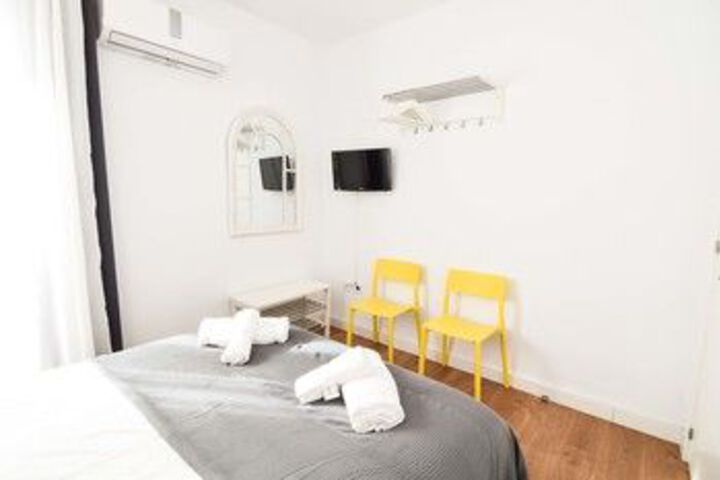Room 8 of 43