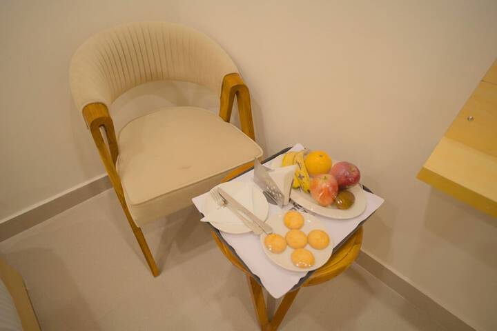 Room 8 of 35
