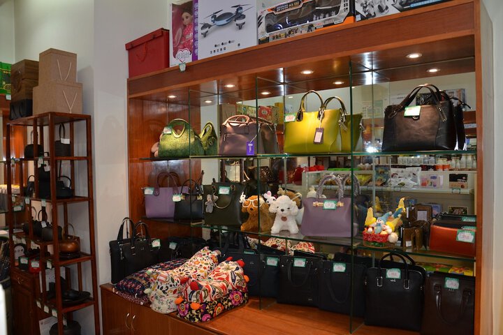 Gift shop