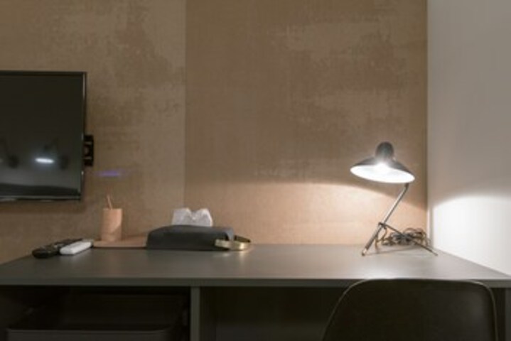 Room 115 of 214