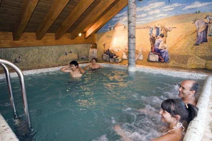 Hotel Pool