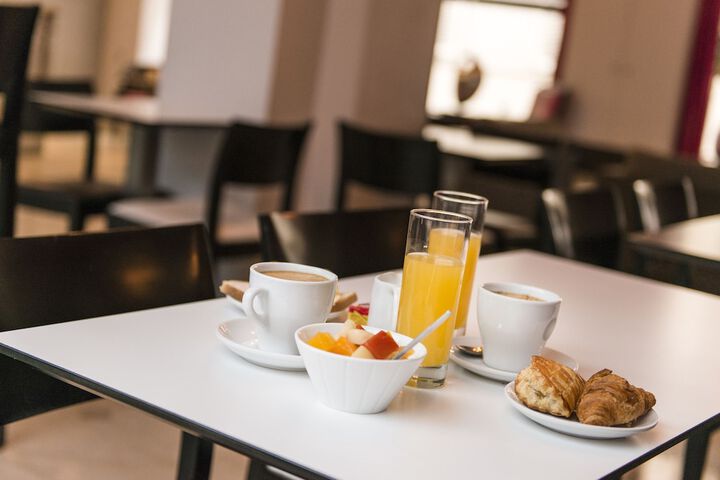 Breakfast/Coffee Service 67 of 75