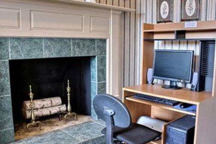 In-Room Business Center