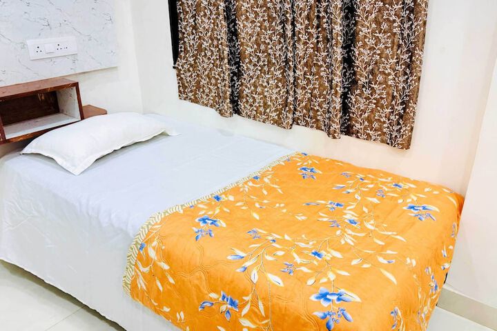 Room 49 of 87