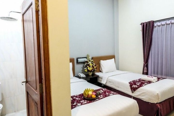 Room 26 of 38
