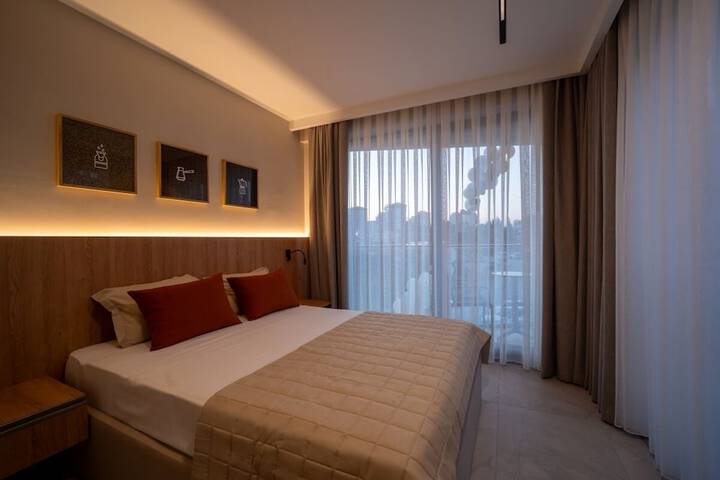 Room 8 of 31