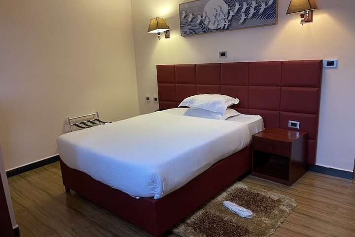 Room 5 of 22