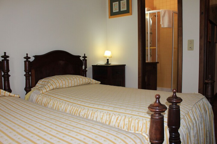 Room 12 of 45