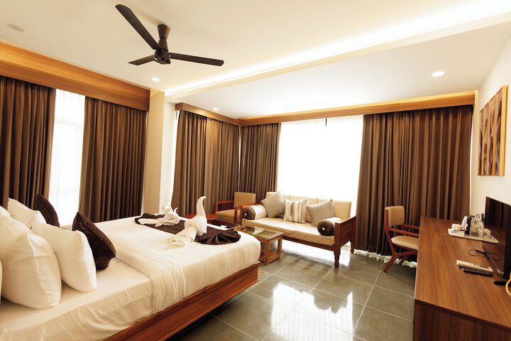 Room 16 of 37