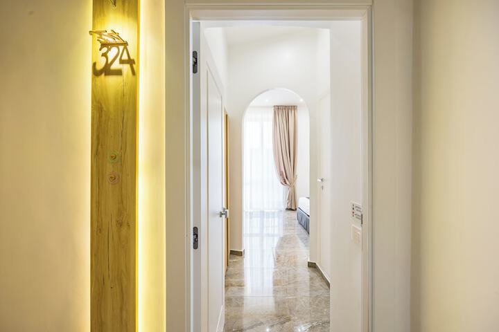 Hotel 2 of 78