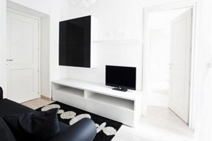 Room 32 of 38