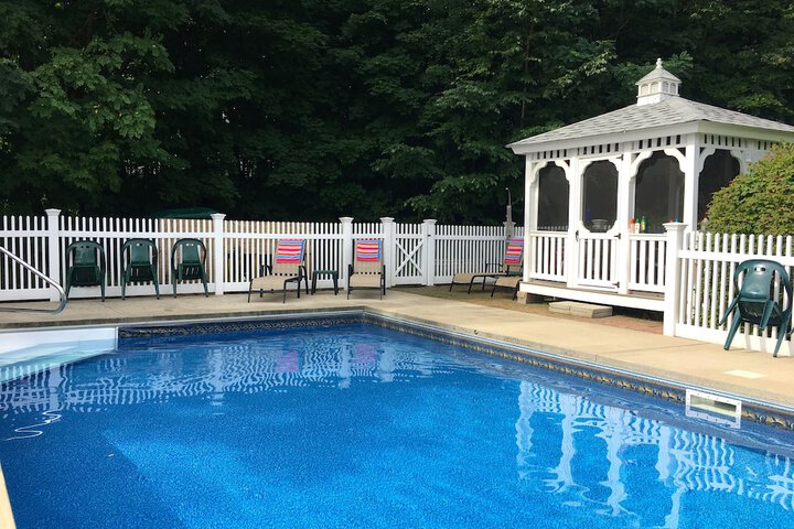 Pool 34 of 78