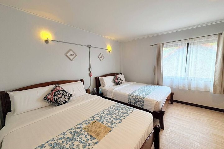 Room 29 of 211