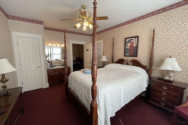 Room 22 of 67
