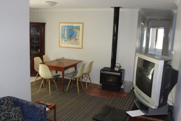 Room 13 of 23