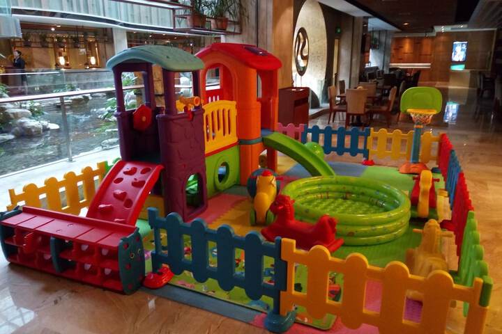 Children's play area - indoor
