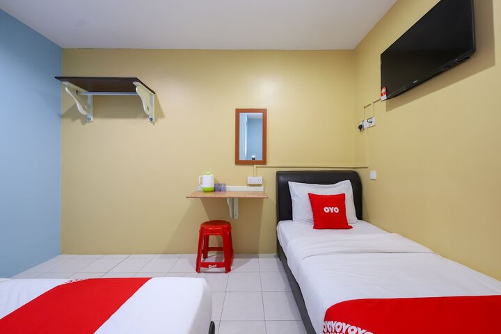Room 19 of 33