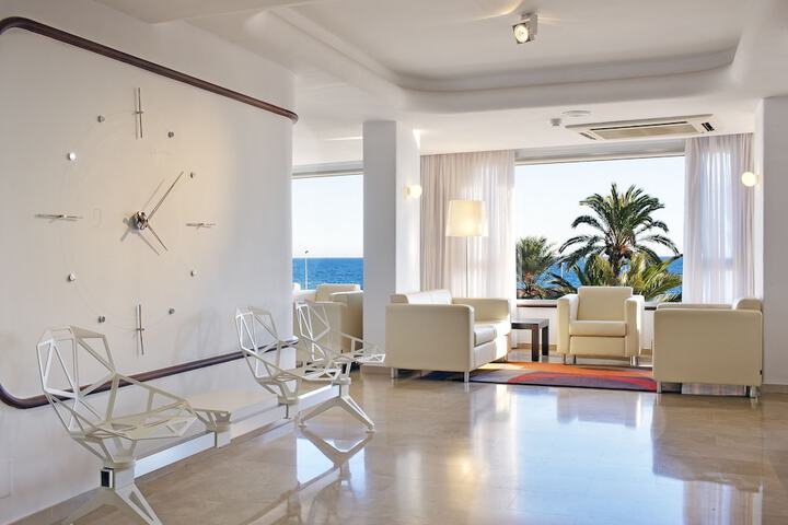 Lobby Photos