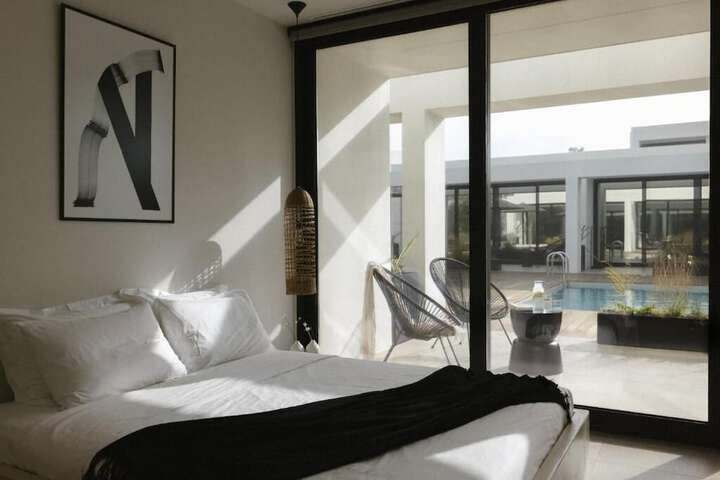 Room 10 of 91