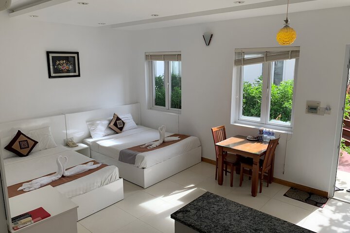 Room 10 of 46