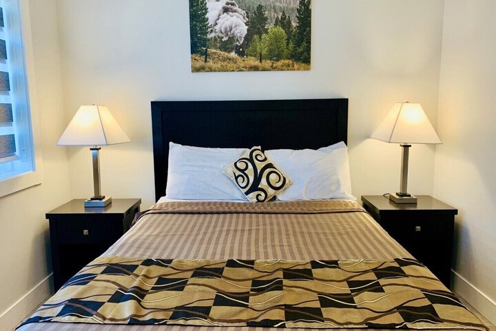 Room 10 of 76